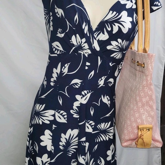 Dooney & Bourke Signature Tulip Tassel Tote DB Monogram Brown - Picture 3 of 8